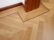 BAWART 2schicht Parkett FG90°, Eiche, geschliffen, geölt - mit Wandfries